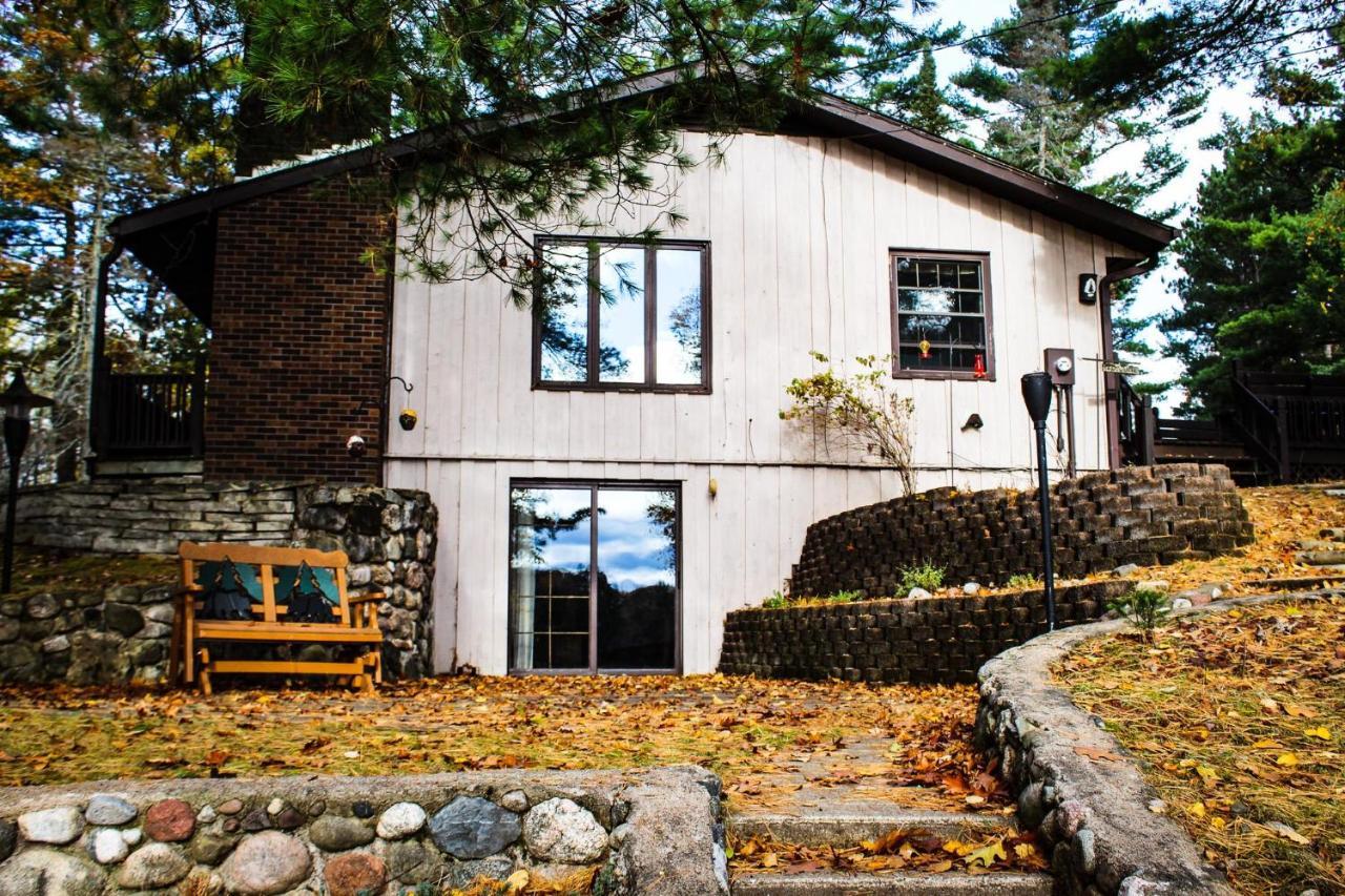 Crazy Loon Lodge Saint Germain Luaran gambar